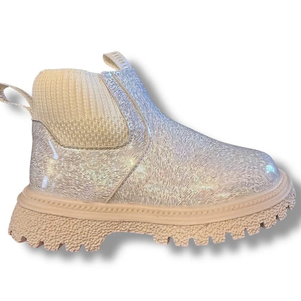 NIB Kids Girls Iridescent Glitter Winter Boots Side Zip Comfort Warm Sz 8